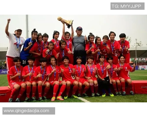 中国足球明星11号的传奇故事与背后的奋斗历程 中国足球明星11号的传奇故事与背后的奋斗历程