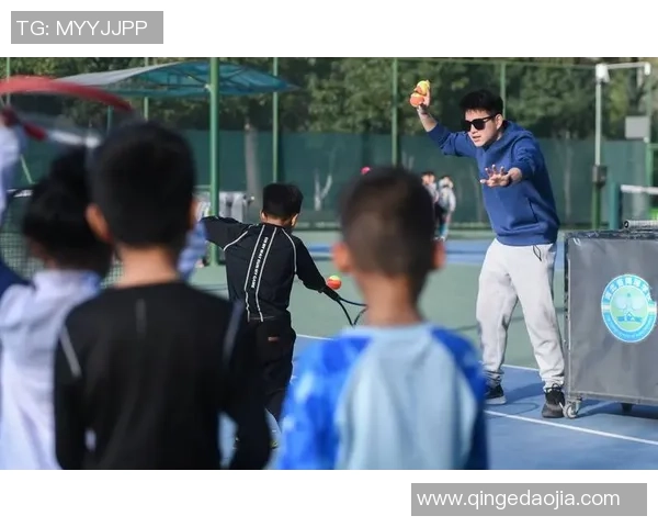 武汉网球队状态揭秘:网球巨献背后的训练与挑战分析 武汉网球队状态揭秘:网球巨献背后的训练与挑战分析